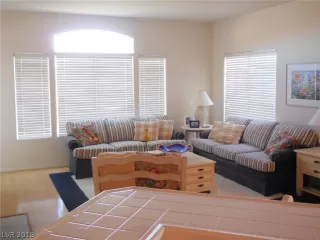 Photo #5: 2056369 Listing 