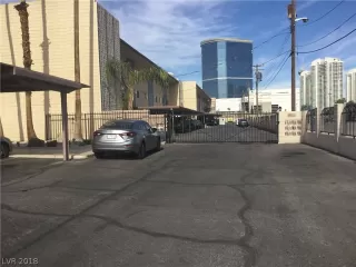 Photo #2: 2056398 Listing