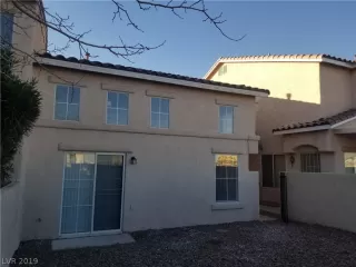 Photo #3: 2056449 Listing