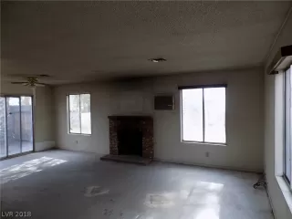 Photo #4: 2056451 Listing