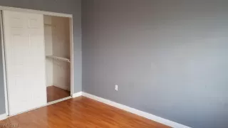 Photo #5: 2056501 Listing 