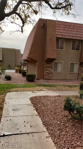 Photo #2: 2056518 Listing 