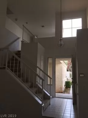 Photo #3: 2056546 Listing 