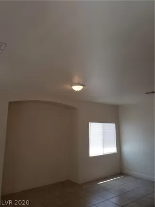 Photo #4: 2056550 Listing 