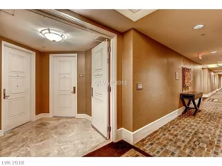 Photo #4: 2056594 Listing 