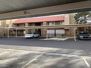 Photo #5: 2056610 Listing