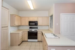 Photo #1: 2056657 Listing