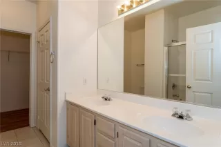 Photo #3: 2056657 Listing