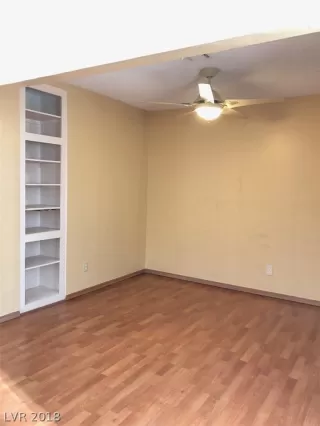 Photo #6: 2056706 Listing 