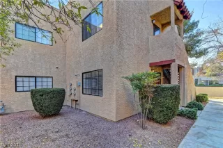 Photo #2: 2056789 Listing 