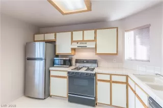 Photo #5: 2056815 Listing