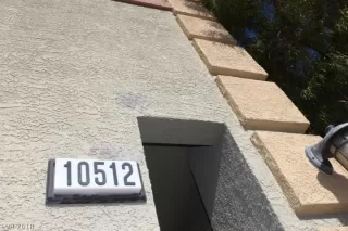 Photo #3: 2056872 Listing 