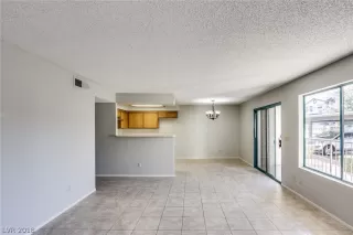 Photo #2: 2056882 Listing