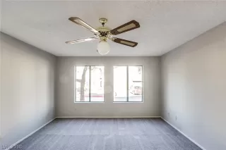 Photo #5: 2056882 Listing