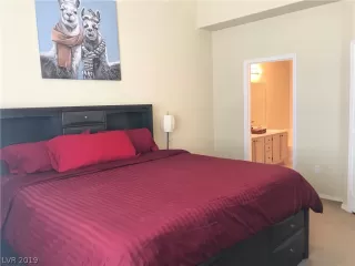 Photo #1: 2056892 Listing 