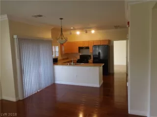 Photo #3: 2056940 Listing 