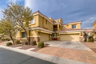 Photo #1: 2056964 Listing 