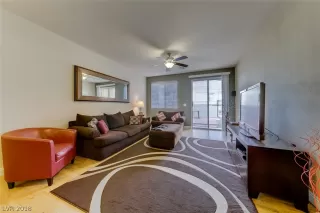 Photo #3: 2056964 Listing 