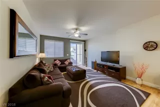 Photo #4: 2056964 Listing 