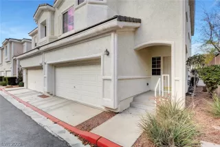 Photo #1: 2057035 Listing