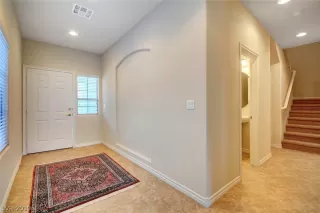 Photo #3: 2057035 Listing