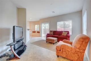 Photo #5: 2057035 Listing