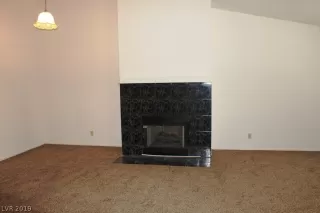 Photo #4: 2057072 Listing