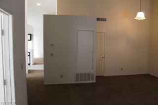 Photo #6: 2057072 Listing