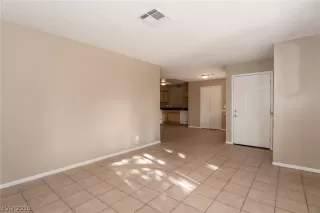 Photo #4: 2057124 Listing