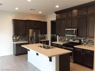 Photo #2: 2057175 Listing 