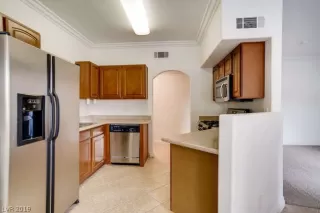 Photo #3: 2057246 Listing