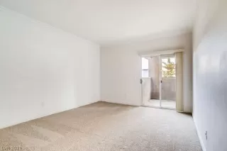 Photo #5: 2057246 Listing