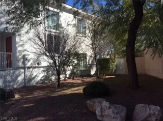 Photo #2: 2057360 Listing 