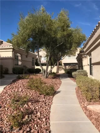 Photo #2: 2057365 Listing