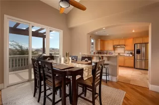 Photo #2: 2057451 Listing 