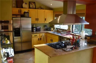 Photo #3: 2057497 Listing 