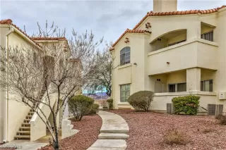 Photo #2: 2057499 Listing