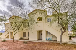 Photo #4: 2057499 Listing