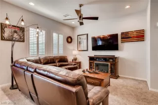 Photo #5: 2057510 Listing 