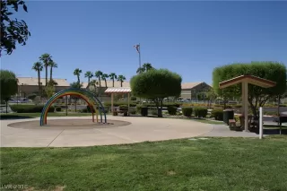 Photo #1: 2057543 Listing