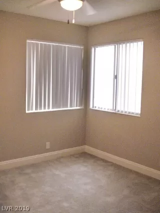 Photo #5: 2057584 Listing 