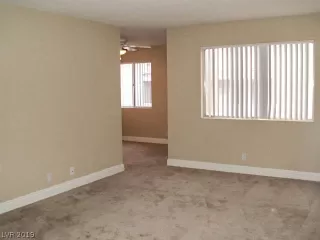 Photo #6: 2057584 Listing 