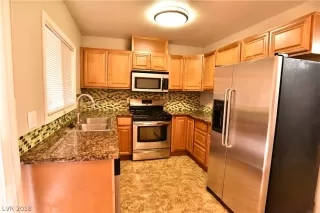 Photo #5: 2057593 Listing 