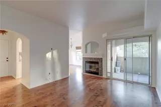 Photo #1: 2057598 Listing