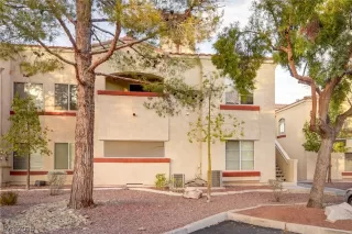 Photo #5: 2057598 Listing