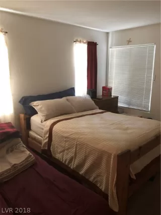 Photo #4: 2057626 Listing