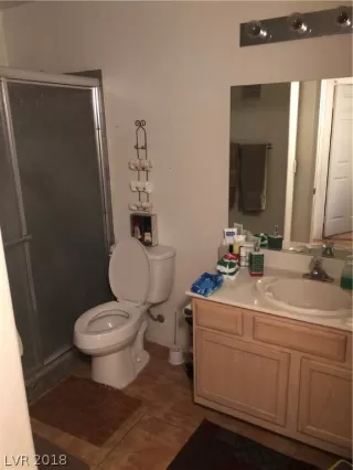 Photo #5: 2057626 Listing