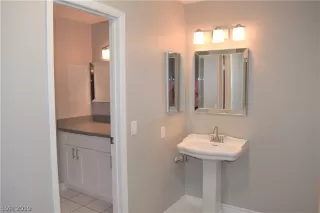 Photo #6: 2057655 Listing 