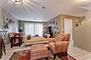 Photo #6: 2057664 Listing