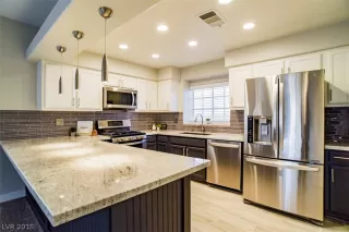 Photo #1: 2057693 Listing